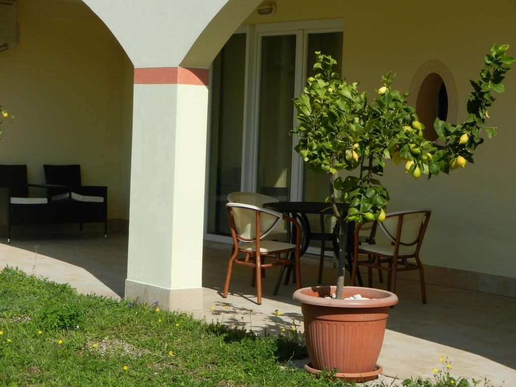 Villa Benvenuto Costermano Exteriér fotografie